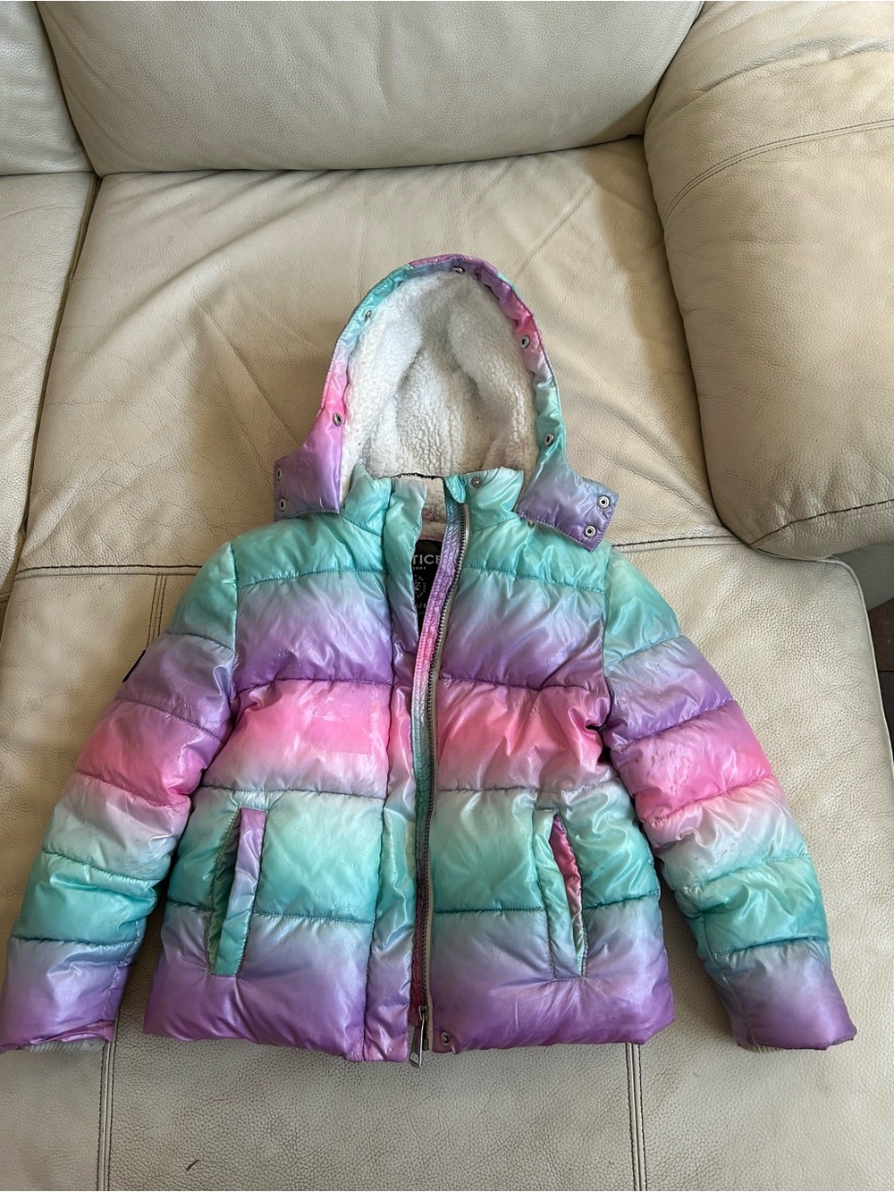 Girls Multi Color Puffer Jacket, Size XS 5/6